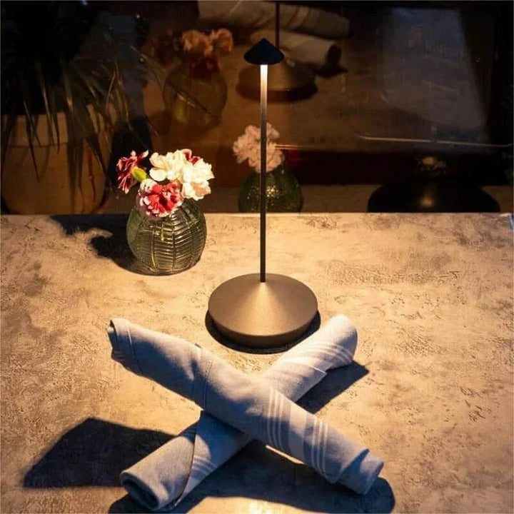 Minimalistyczna Lampa Stołowa LED Bezprzewodowa
