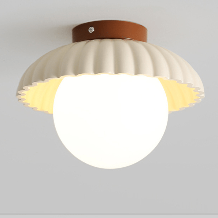 Żelazna lampa sufitowa do przedpokoju