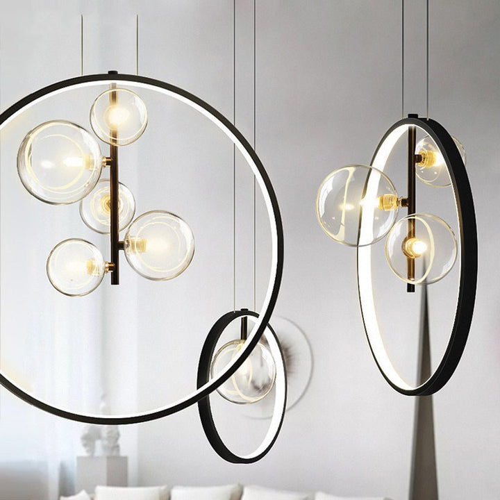 Nordyckie lampy wiszące Bubble ze szklanym kloszem