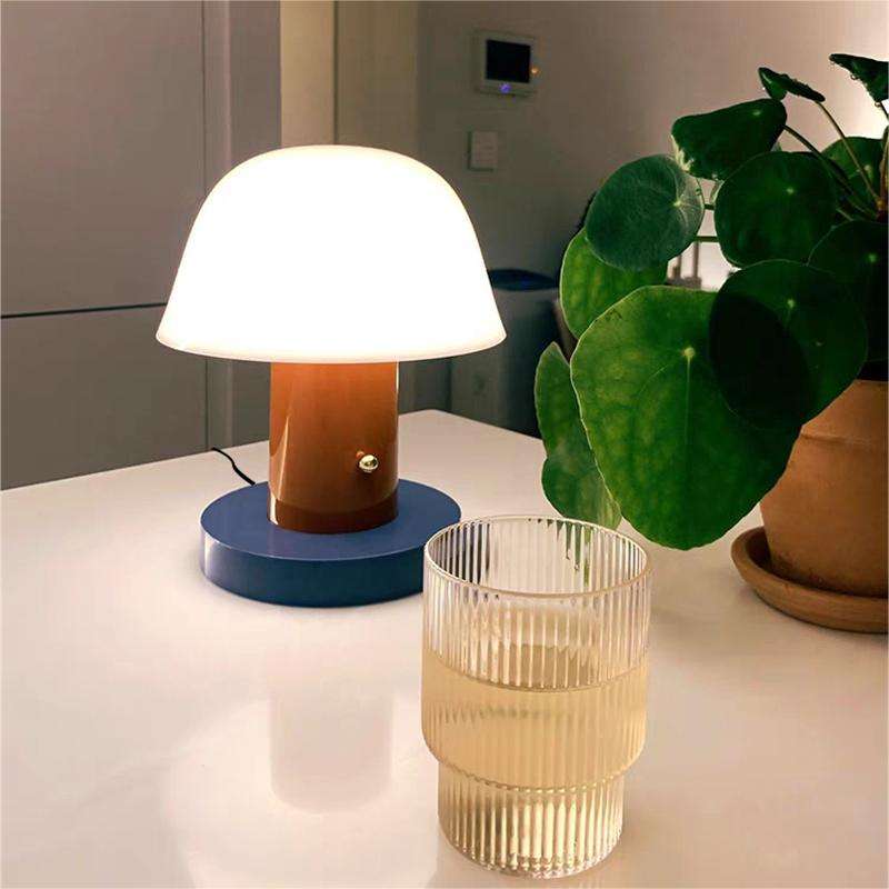 Lampa stołowa grzyb