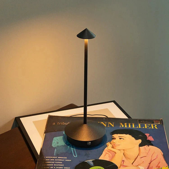 Minimalistyczna Lampa Stołowa LED Bezprzewodowa