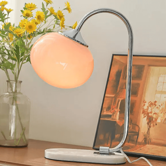 Lampa stołowa Marshmallow z metalu i szkła