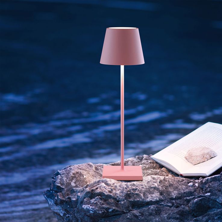 Wysoka Lampa Stołowa z Funkcją Ściemniania