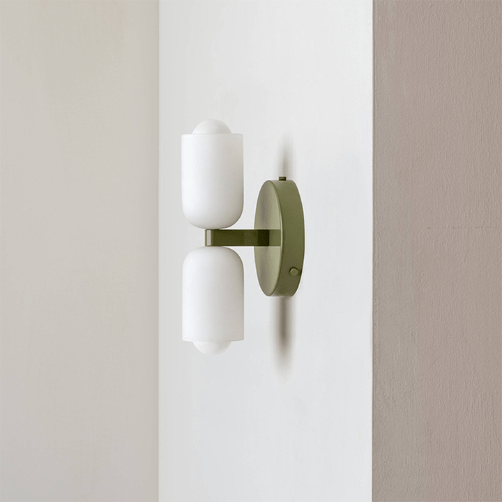 Elegancka lampa ścienna akrylowa up-down
