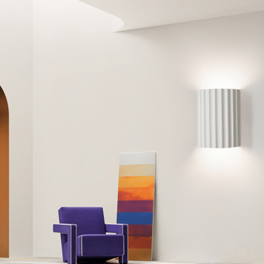 Nowoczesna półokrągła lampa ścienna z żywicy do salonu
