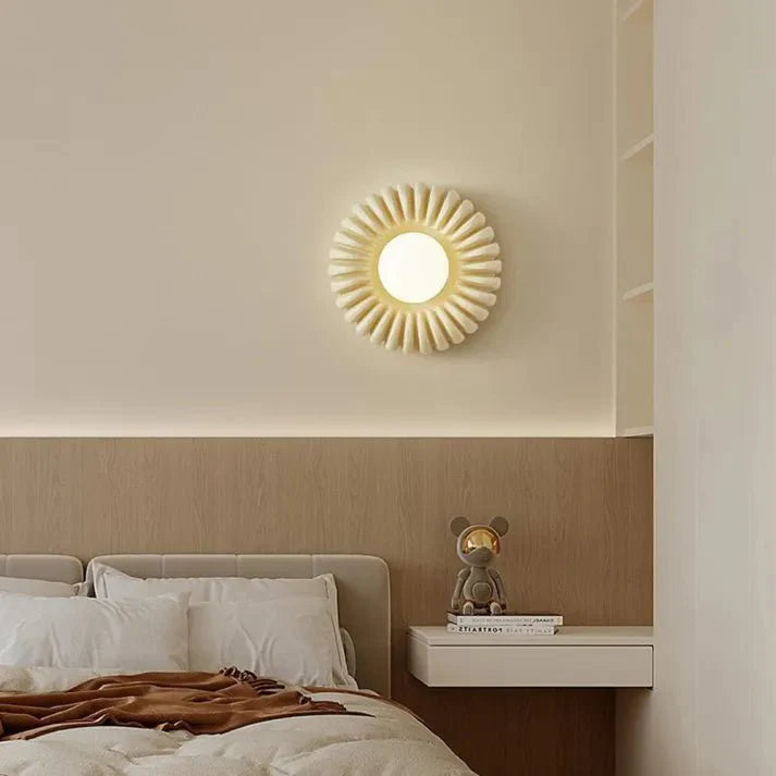 Nowoczesna Kreatywna Lampa Ścienna do Sypialni z Żywicy
