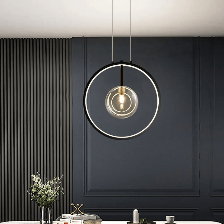 Czarna Lampa Wisząca Minimalistyczna Szklana Kula LED