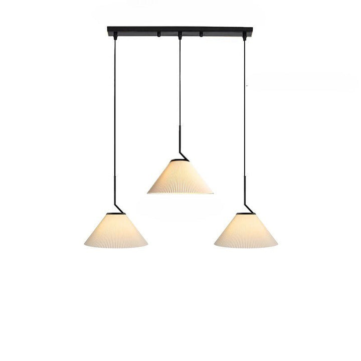 Nordycka plisowana lampa wisząca w kolorze kremowym