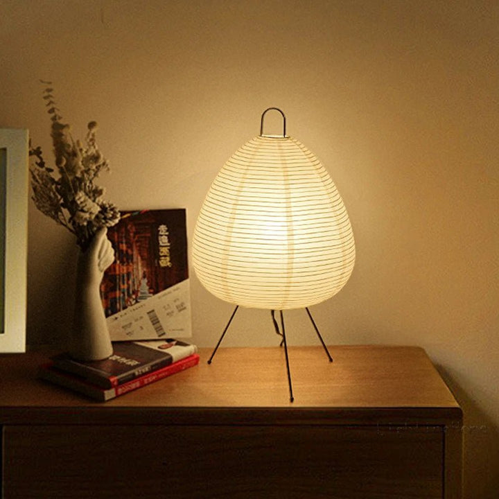 Japońska lampa wykonana z papieru ryżowego - Lampa z papieru ryżowego