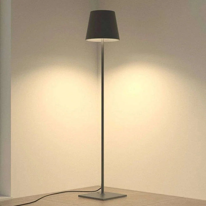 Nowoczesna Lampa Podłogowa LED z Ładowaniem