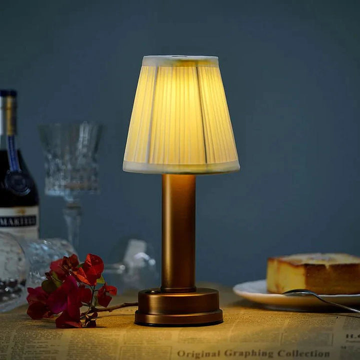 LED bezprzewodowa metalowa lampa stołowa
