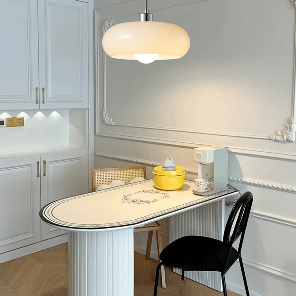 Lampa wisząca Hailie w kształcie bochenka ze szkła