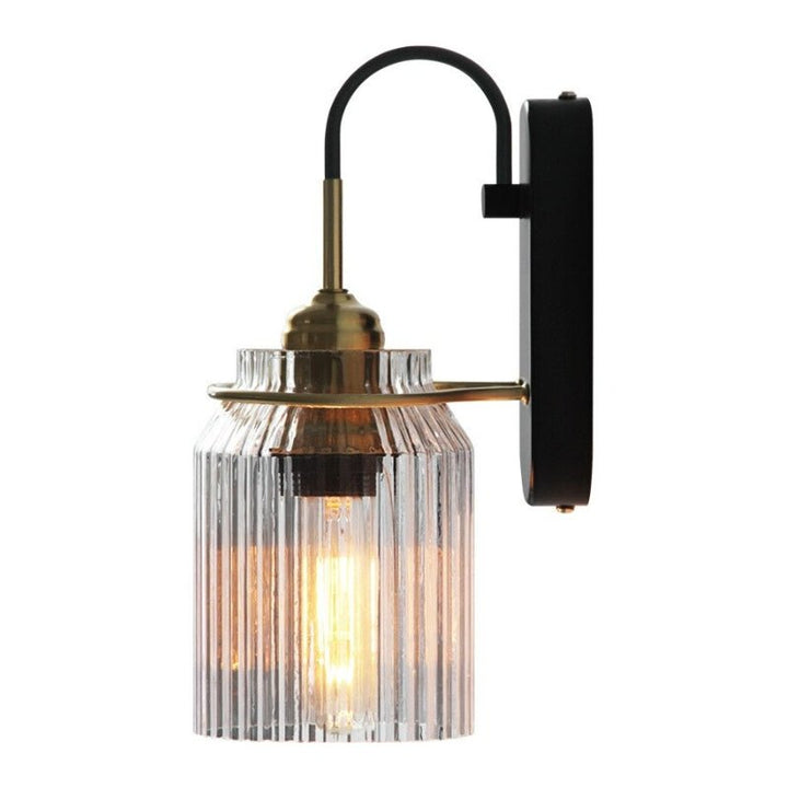 Vintage lampa ścienna z żebrowanym szklanym kloszem