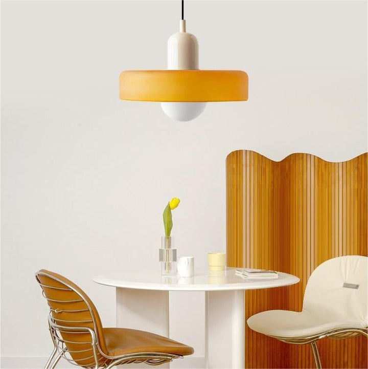 Lampa wisząca Bauhaus z kolorowego szkła