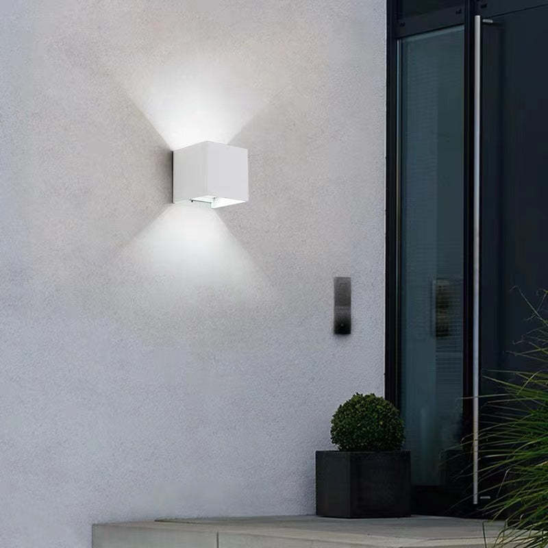 Nowoczesna Aluminiowa Wodoodporna Lampa LED na Ścianę do Użytku Wewnętrznego i Zewnętrznego