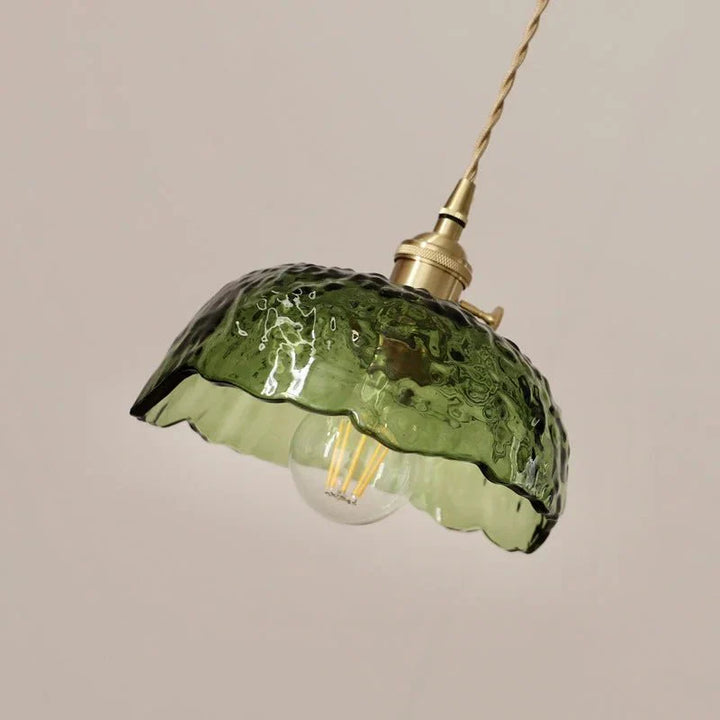 Nieregularna lampa wisząca z mosiężnego szkła