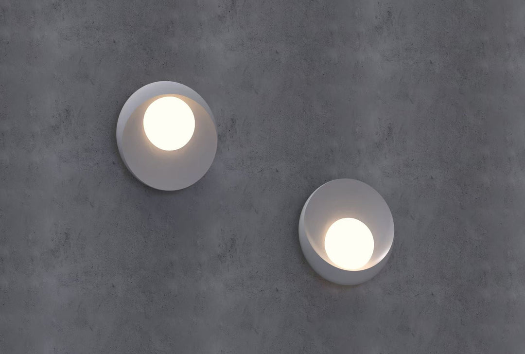 Lampa ścienna w trybie prywatnym do wnętrz i na zewnątrz