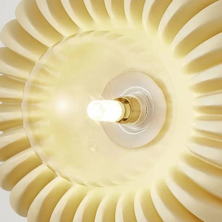 Nowoczesna Kreatywna Lampa Ścienna do Sypialni z Żywicy