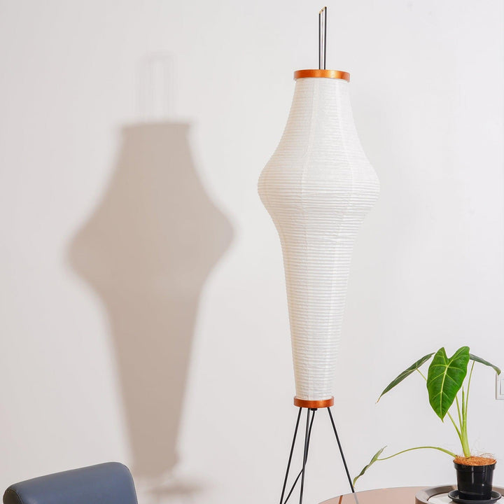 Lampa podłogowa z papieru ryżowego