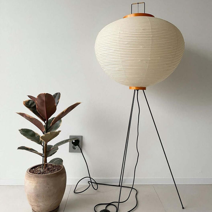 Lampa podłogowa z papieru ryżowego
