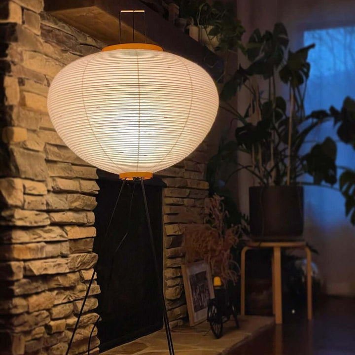 Lampa podłogowa z papieru ryżowego