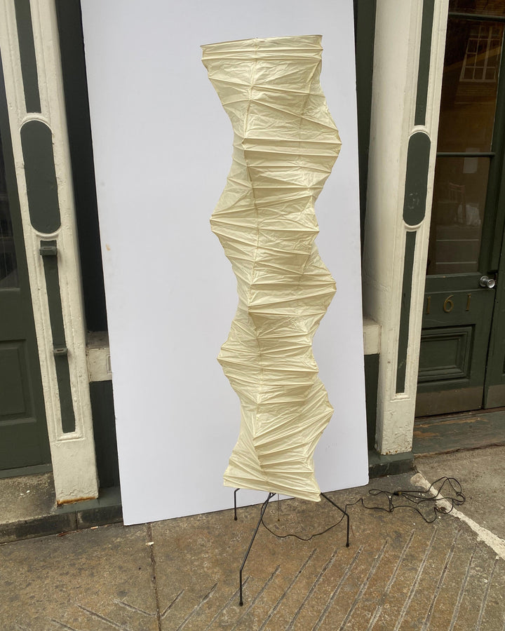 Lampa podłogowa z papieru ryżowego