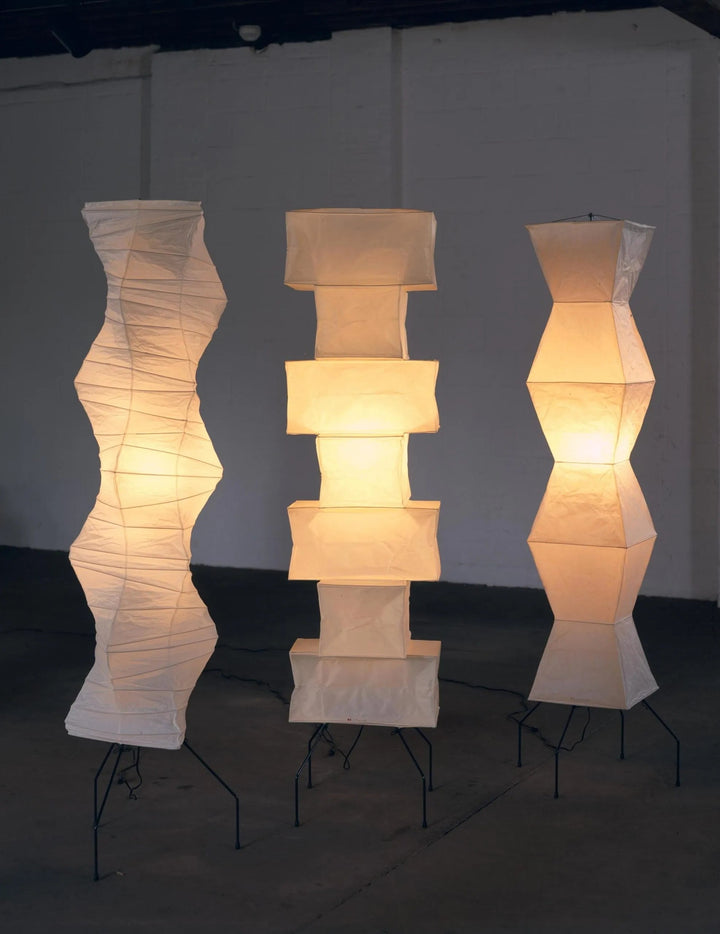 Lampa podłogowa z papieru ryżowego