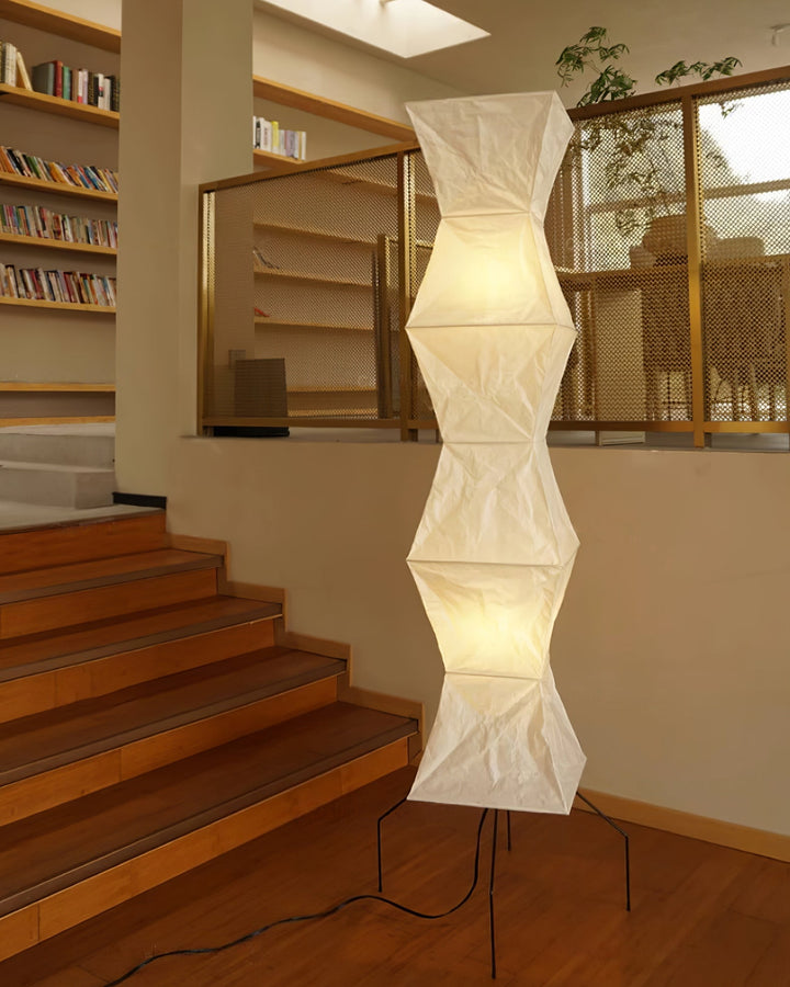 Lampa podłogowa z papieru ryżowego
