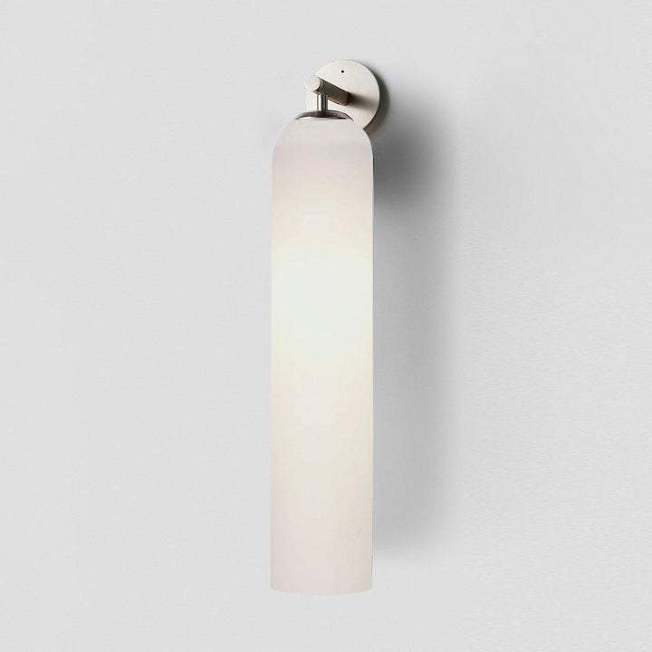 Szklana lampa ścienna