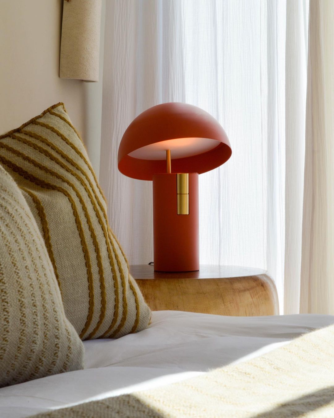 Lampa stołowa Avo