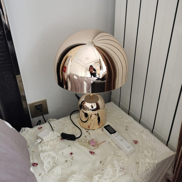 Lampa stołowa Bell
