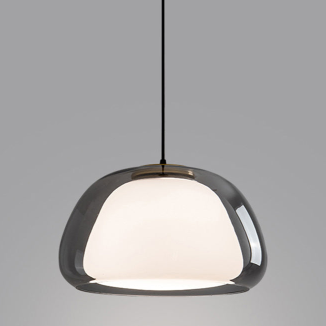 Nowoczesna lampa wisząca ze szkła mlecznego