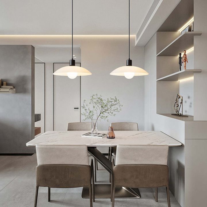Minimalistyczna Biała Szklana Lampa Wisząca