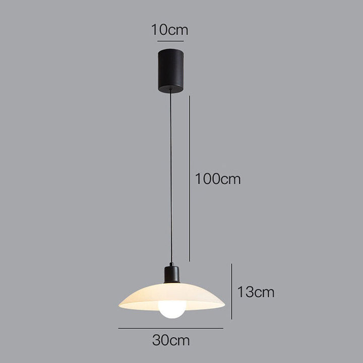 Minimalistyczna lampa wisząca z białego szkła warstwowego