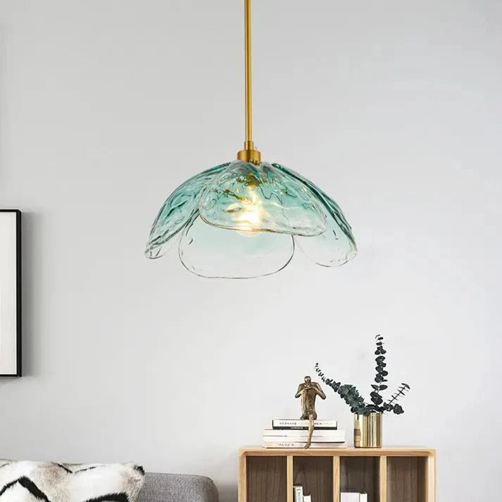 Kreatywna Lampa Wisząca w Kształcie Płatków Kwiata na Stolik Nocny