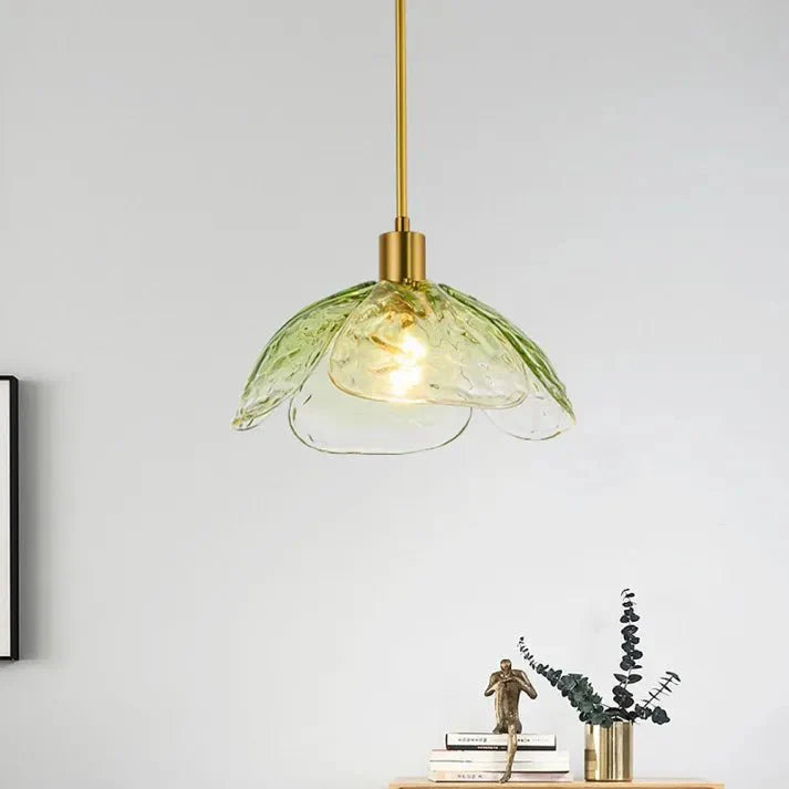 Kreatywna Lampa Wisząca w Kształcie Płatków Kwiata na Stolik Nocny
