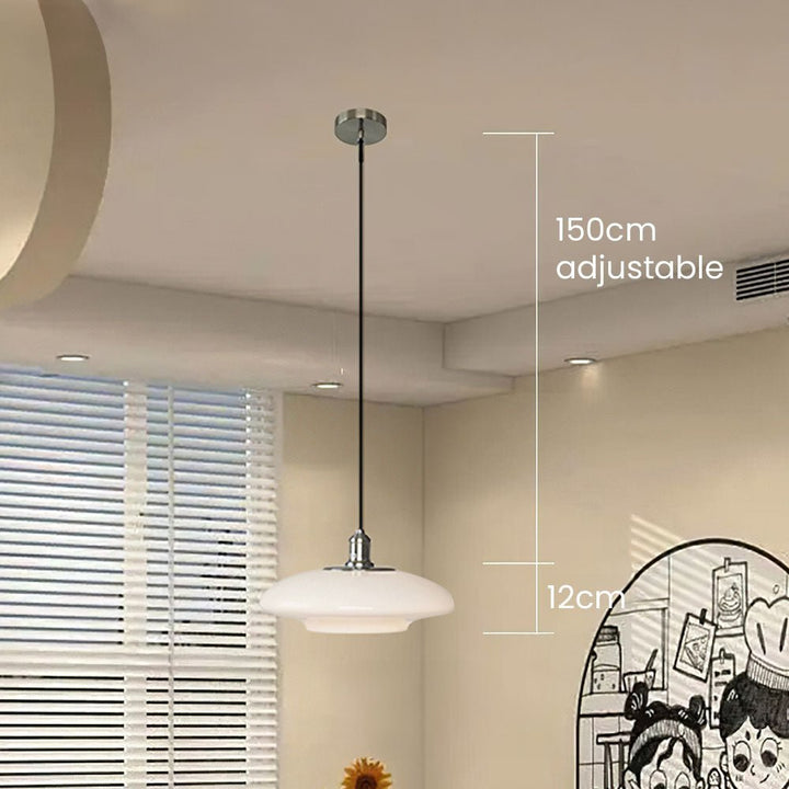 Nowoczesna lampa wisząca z białego szkła