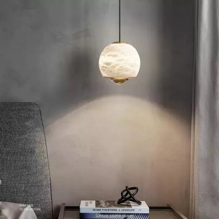 Nordycka Marmurowa Lampa Wisząca z Alabastru