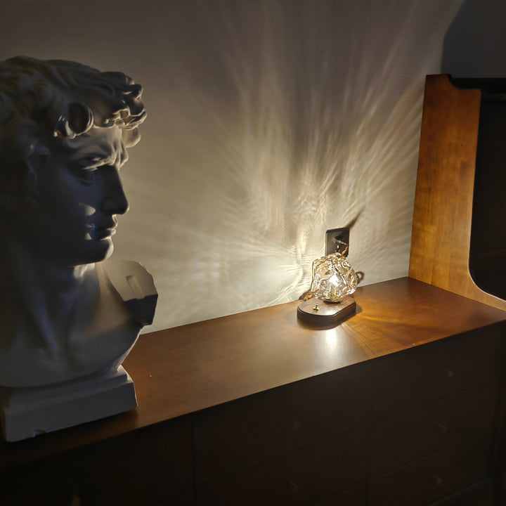 Lampa stołowa z kamienia lodowego