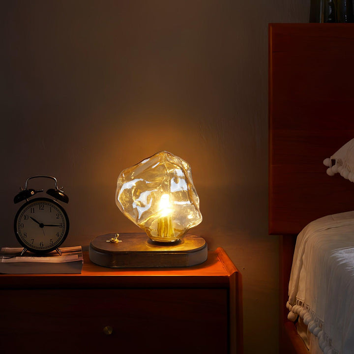 Lampa stołowa z kamienia lodowego