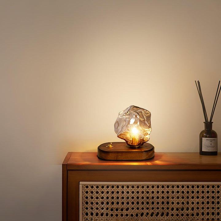 Lampa stołowa z kamienia lodowego
