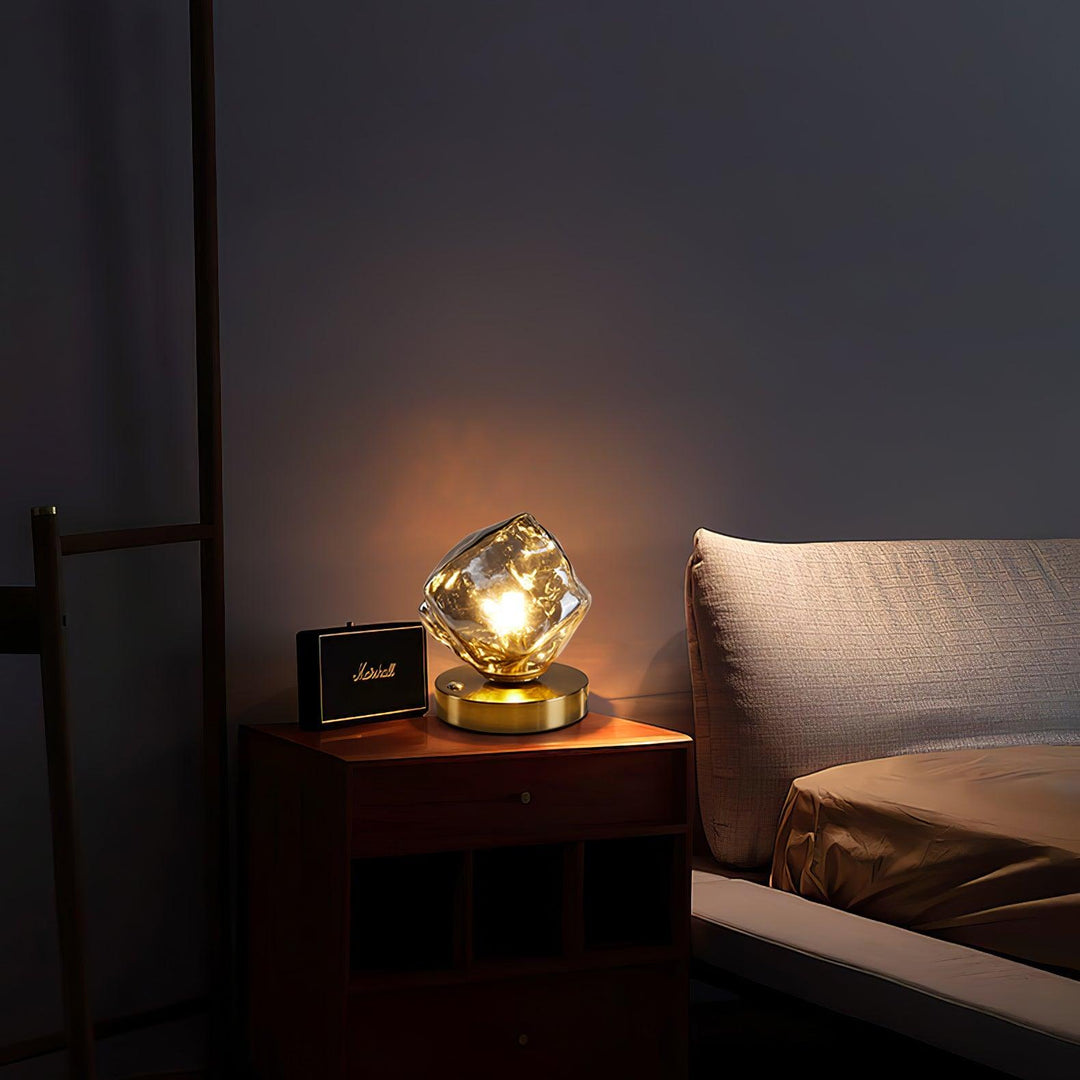 Lampa stołowa z kamienia lodowego