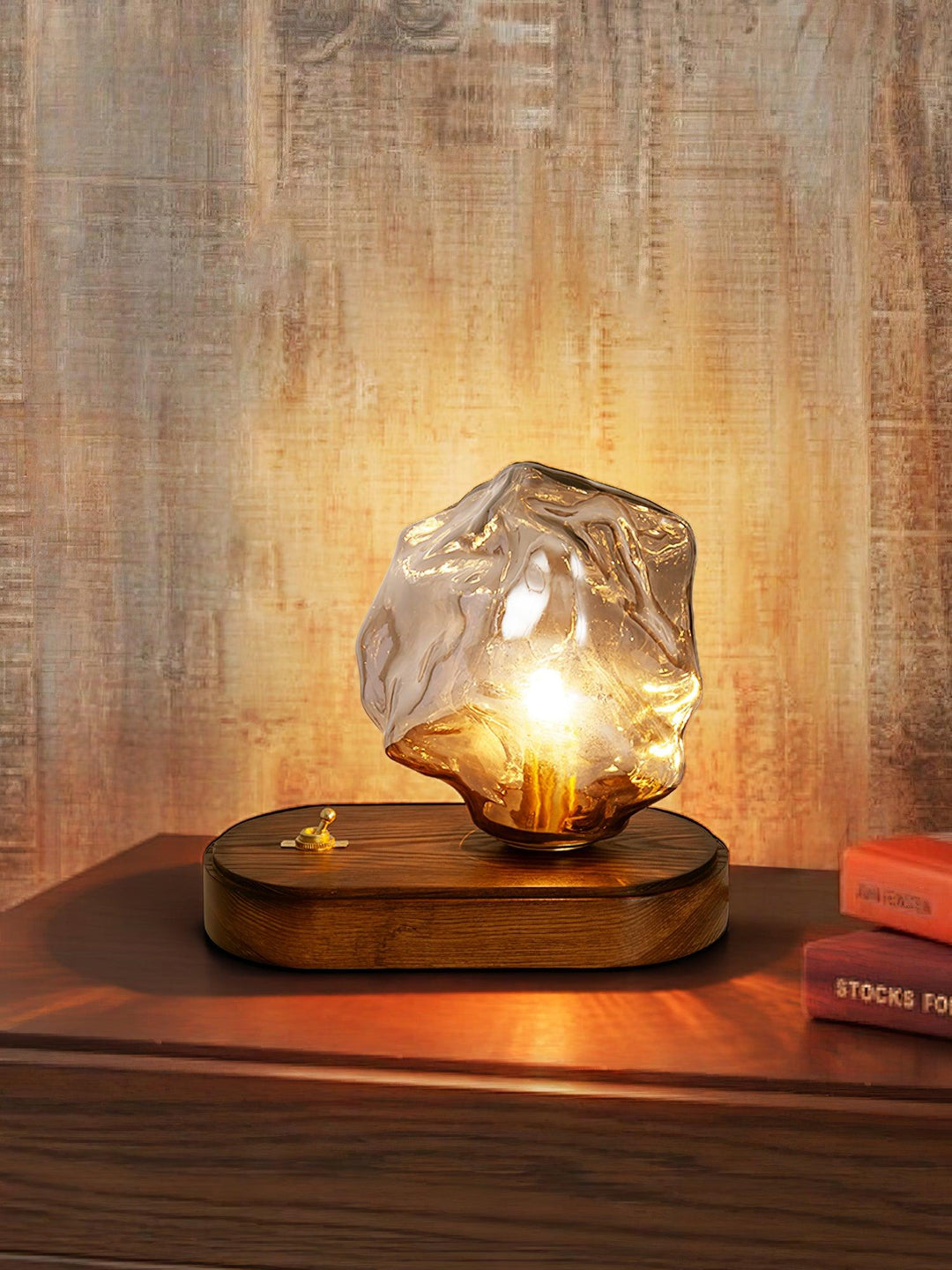 Lampa stołowa z kamienia lodowego