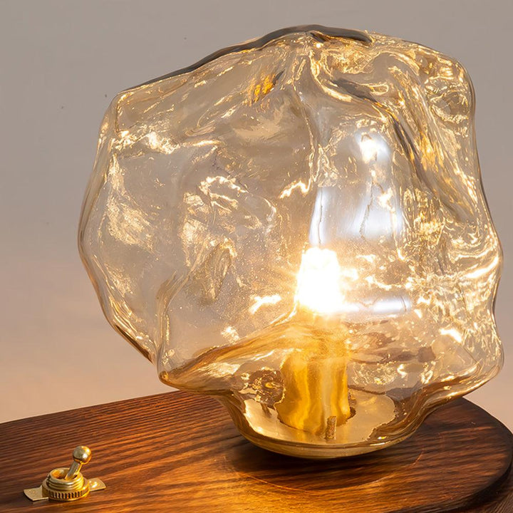 Lampa stołowa z kamienia lodowego