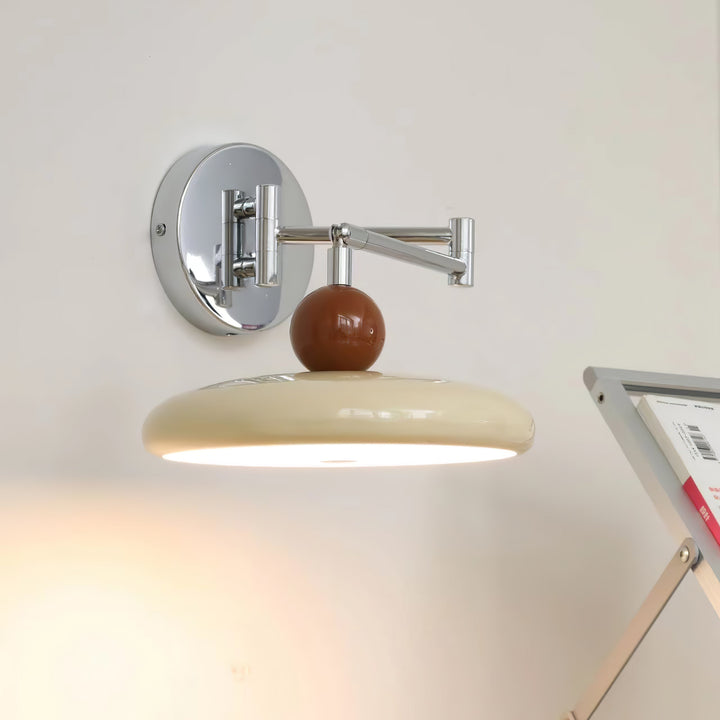 Lampa Ścienna Lola z Ruchomym Ramieniem