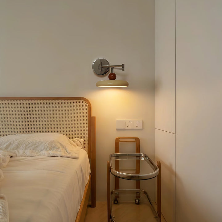 Lampa Ścienna Lola z Ruchomym Ramieniem