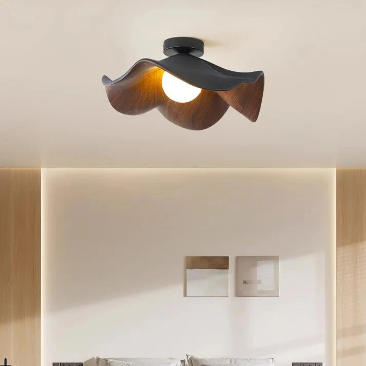 Skandynawska lampa sufitowa Lotus z żywicy
