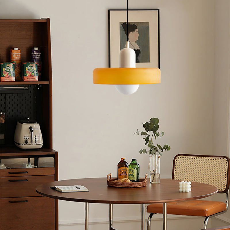 Lampa wisząca Bauhaus z kolorowego szkła