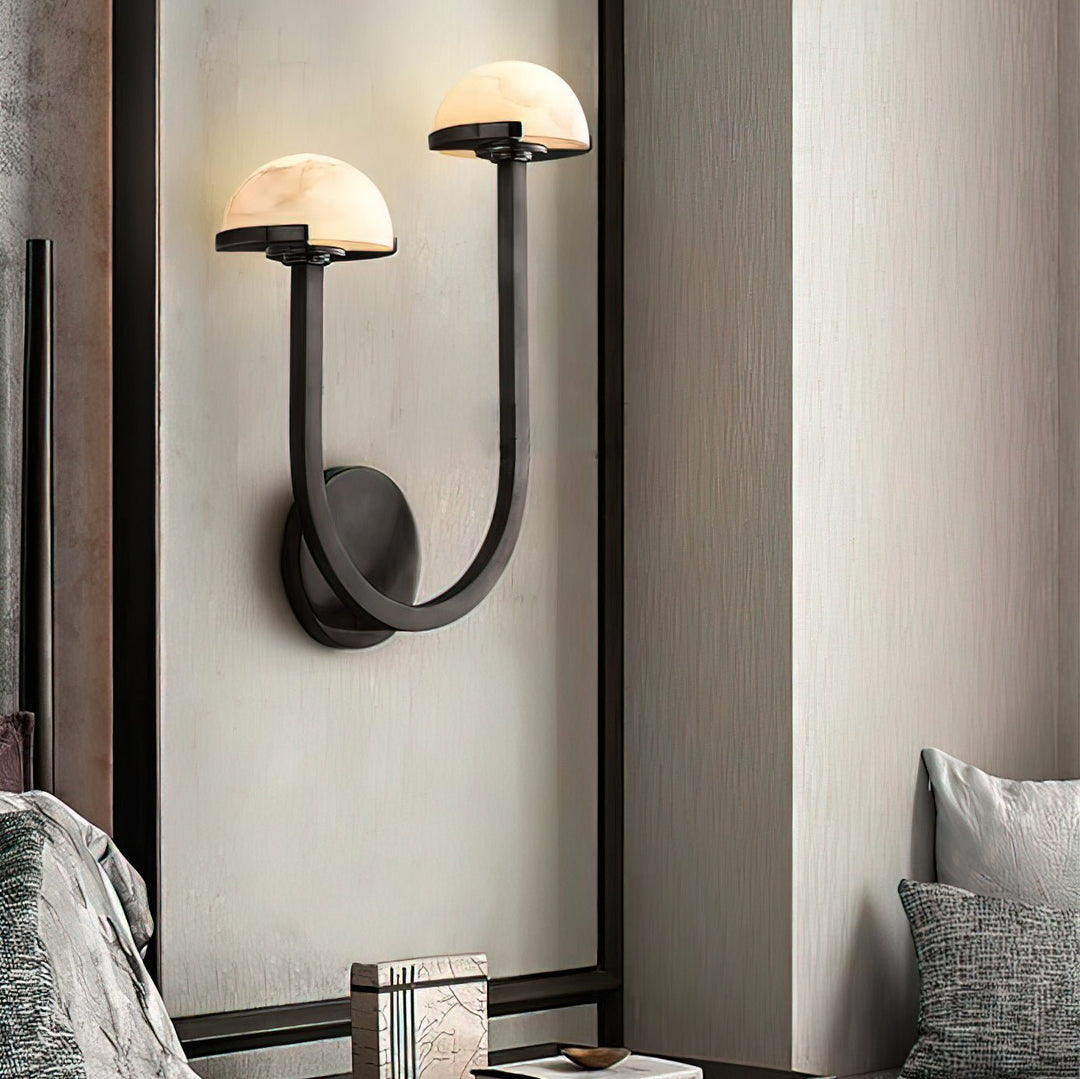 Lampa ścienna z alabastru w kształcie grzyba