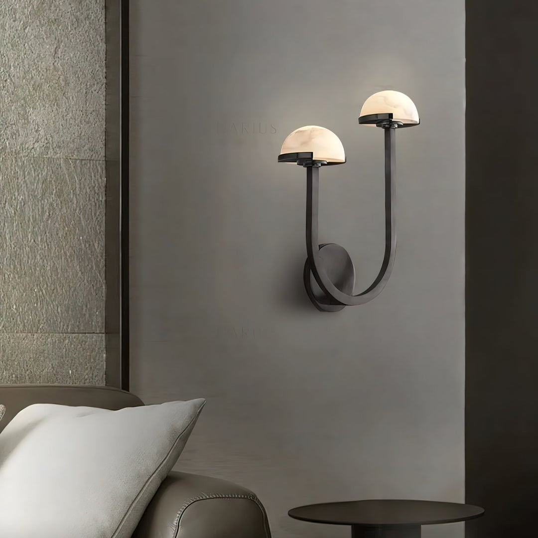 Lampa ścienna z alabastru w kształcie grzyba